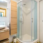 Modern Luxurious With Spa-adria * 티스노