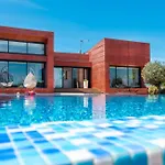 Modern Luxurious With Spa-adria * 티스노