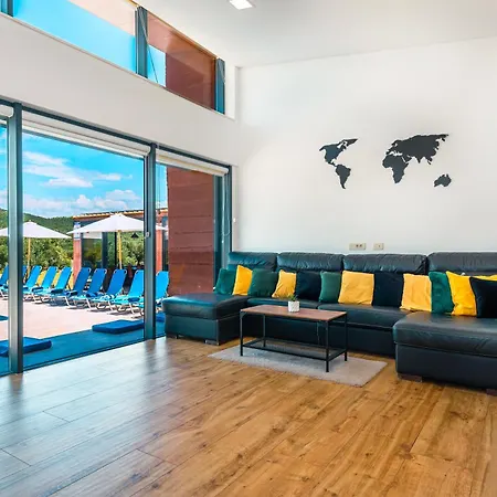 Modern Luxurious With Spa-adria *