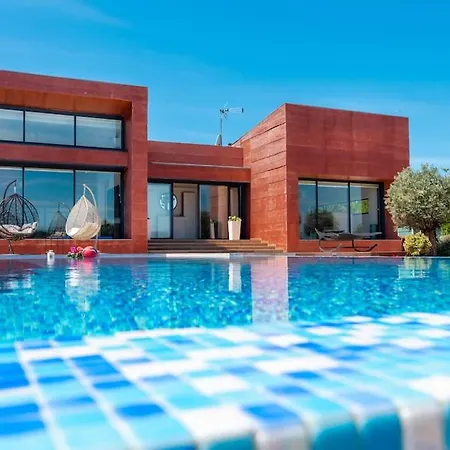 Modern Luxurious With Spa-adria * טיסנו