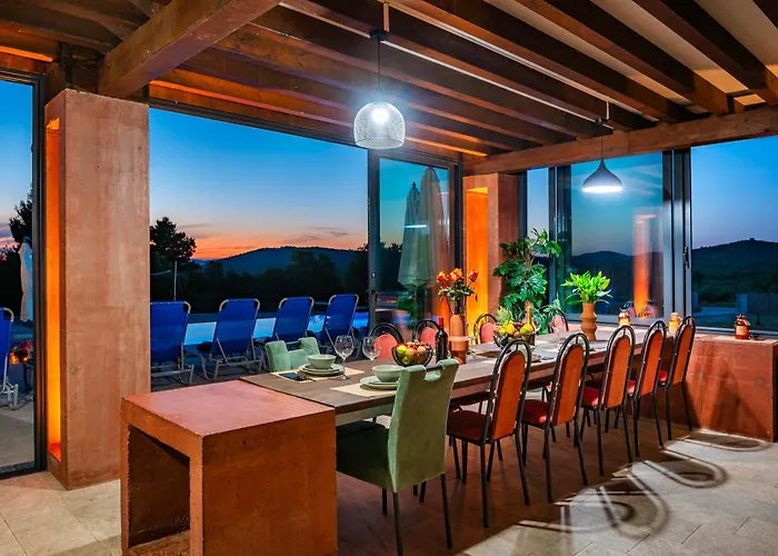 Modern Luxurious With Spa-adria ティスノ