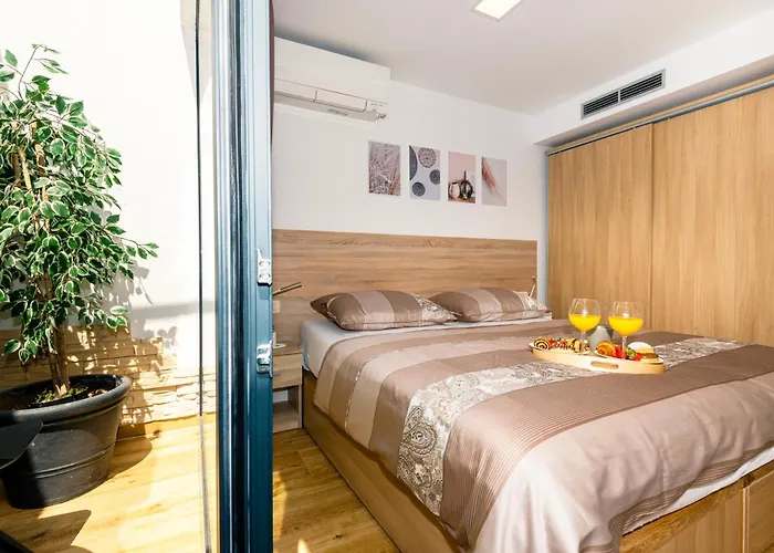 Modern Luxurious With Spa-adria ヴィラ ティスノ