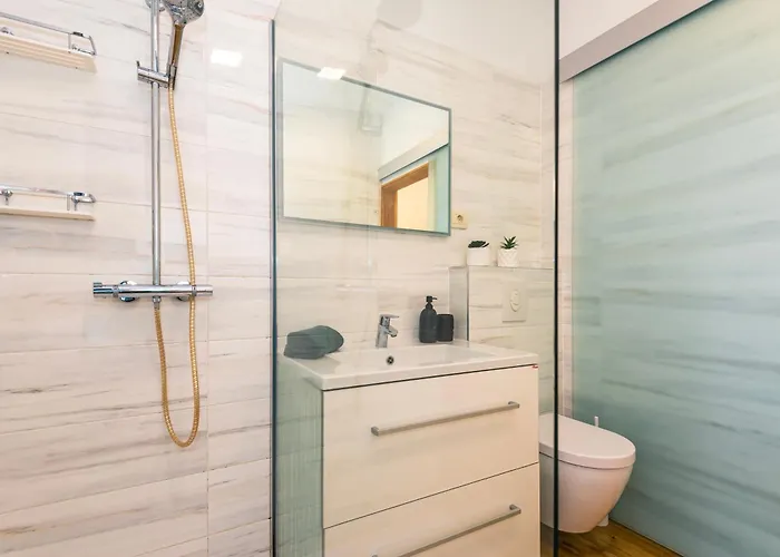 Modern Luxurious With Spa-adria ヴィラ