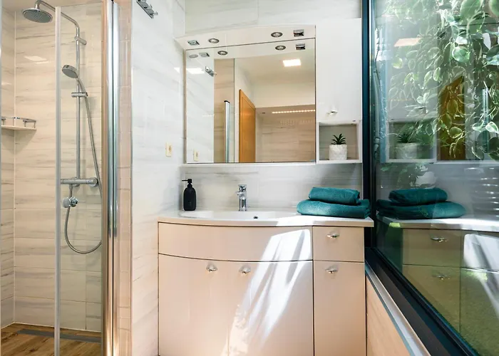 ヴィラ Modern Luxurious With Spa-adria ティスノ