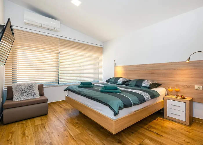 ヴィラ Modern Luxurious With Spa-adria ティスノ