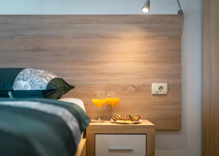 Modern Luxurious With Spa-adria ティスノ