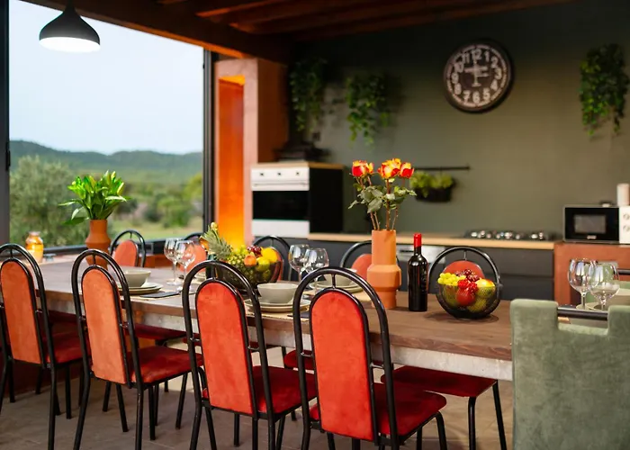 ヴィラ Modern Luxurious With Spa-adria ティスノ